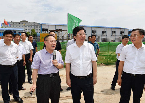 湖南省委常委、長沙市委書記胡衡華一行蒞臨頂立科技星沙基地調(diào)研考察.jpg